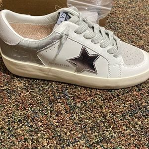 Vintage Havana Sneakers